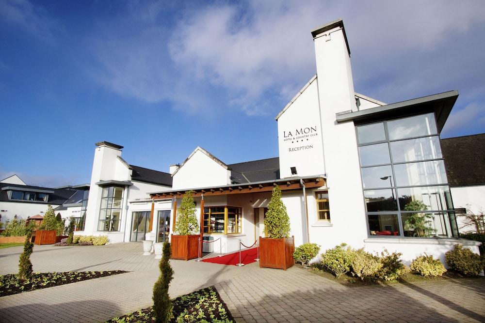 La Mon Hotel & Country Club Castlereagh Exterior photo